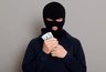 Миниатюра новости: Уроженец Узбекистана задержан в Рамонском районе за кражу пива из магазина