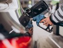 В Воронеже обаятельный аферист обманул женщину у гипермаркета