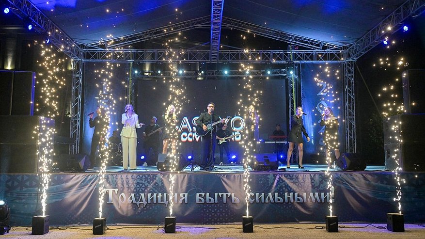 Главная картинка новости: Новая Усмань отметила 427 лет со дня основания праздничным концертом и выставкой