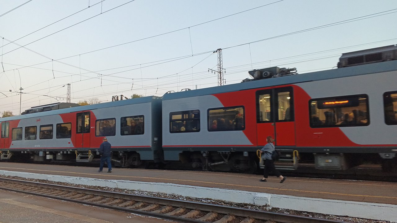 Главная картинка новости: Вашей сумке здесь не место, сказал попутчик и выставил чемодан в проход. Но в итоге сам остался без вещей