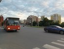 В каких случаях нужно уступать автобусу на остановке, а когда – нет: тонкости ПДД