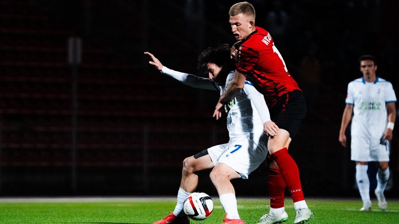 Главная картинка новости: Воронежский «Факел» вышел в следующий раунд Кубка России после серии пенальти