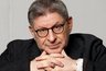 Миниатюра новости: Как женщине себя вести, чтобы муж ее любил и не изменял: жесткий, но точный ответ психолога Лабковского