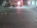 В Воронеже задержали мужчину за поджог грузовика во дворе на улице Свободы