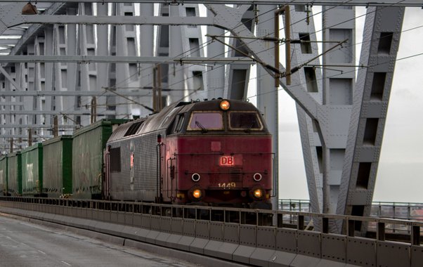 Суд установил для РЖД сроки устранения нарушений на станции Бобров