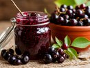 Вкуснейшее варенье из черноплодки: всего 30 минут — и зимний десерт готов