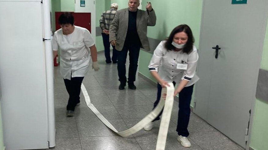 Главная картинка новости: Медперсонал больницы №3 Воронежа отработал действия при условном пожаре