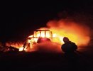 Ночью в Борисоглебском округе пожар уничтожил хозпостройку и трактор