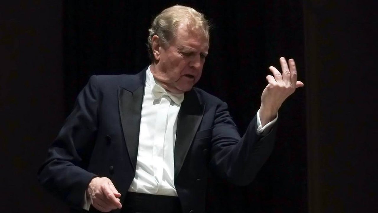 Главная картинка новости: Вербицкого и Табачникова отметили почетными знаками за профессионализм