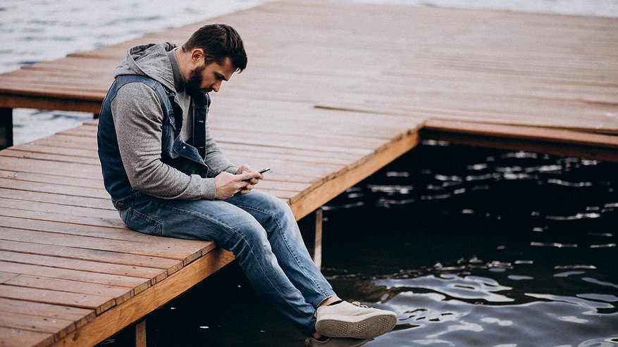 Главная картинка новости: Почему мобильный интернет в России почти перестал расти: цифры и причины