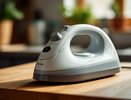 Эти средства есть в каждом доме: как легко отчистить утюг от нагара