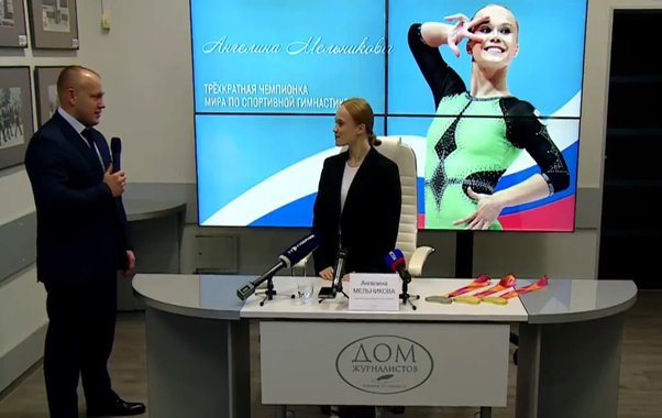 Гимнастка Ангелина Мельникова вернулась в Воронеж с тремя медалями турнира в Джакарте