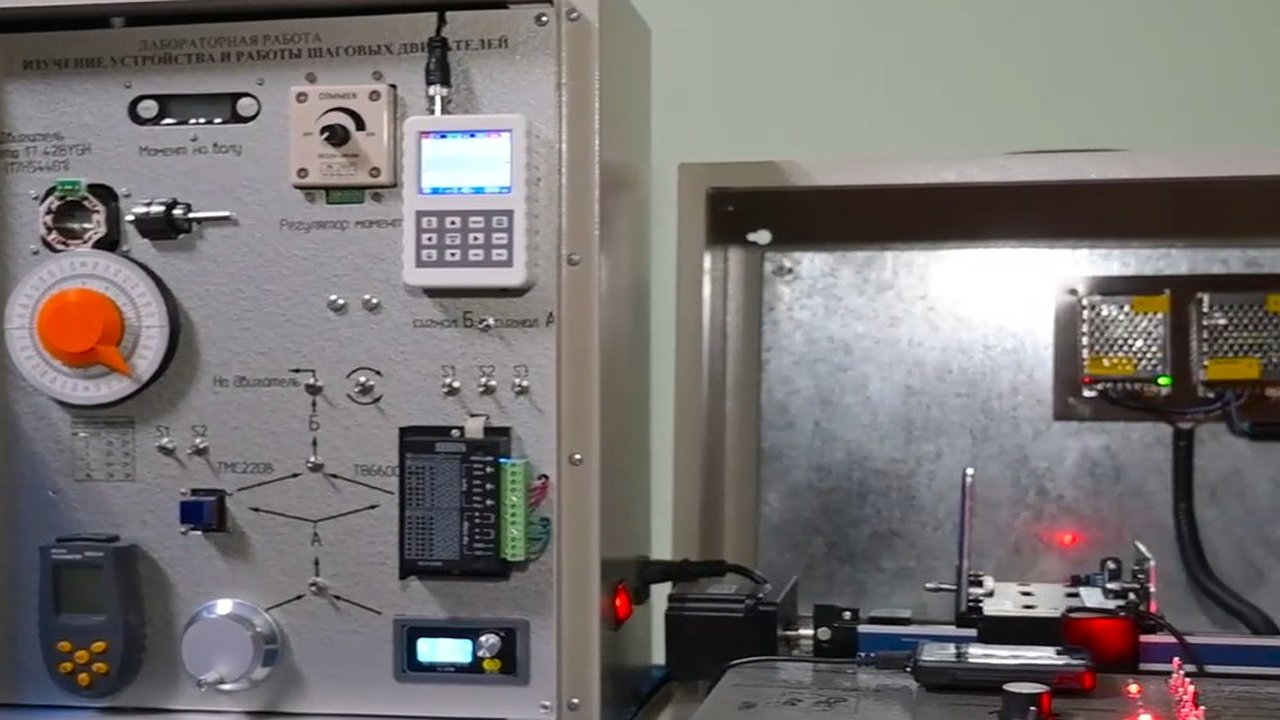 Главная картинка новости: Инженеры ВГУИТ показали свои разработки на выставке научных достижений