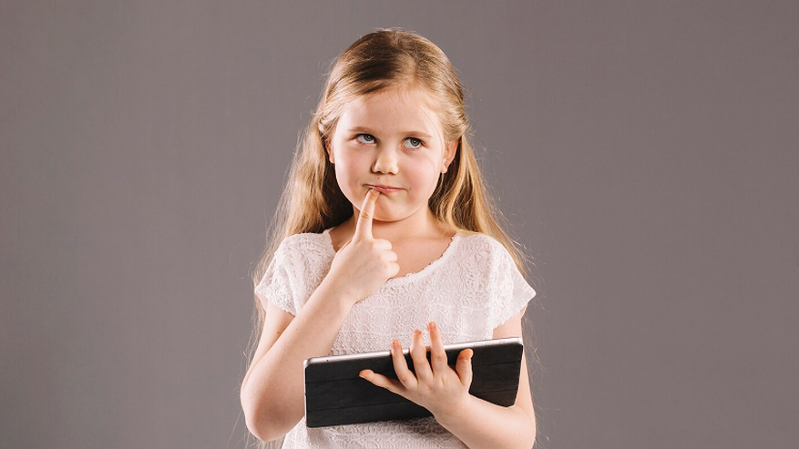 Главная картинка новости: Красивое имя для девочки, в переводе означает "солнечный свет": популярно во все времена и у всех народов