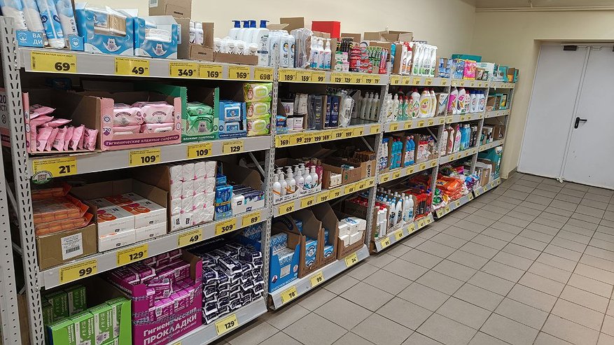 Главная картинка новости: Термостельки и меховые тапки: проверено на себе. что реально стоит брать в Fix Price