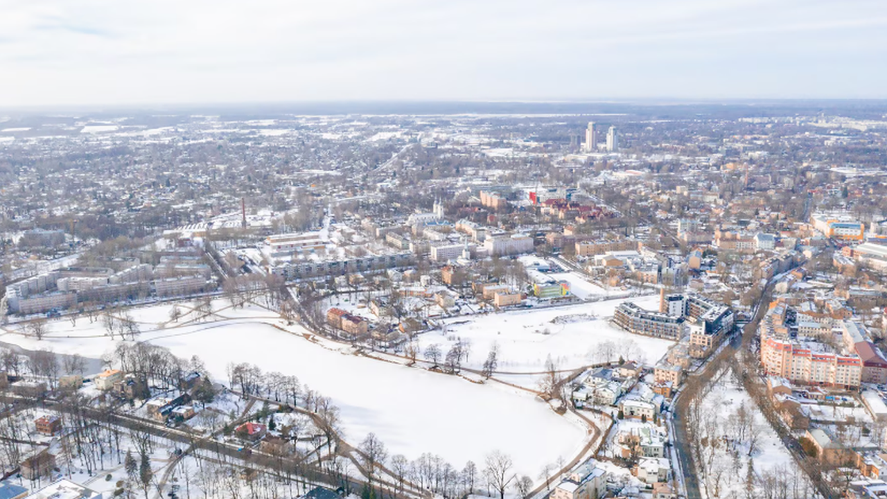 Главная картинка новости: Новогодняя погода в городах России: от слякотной Москвы до морозного Красноярска
