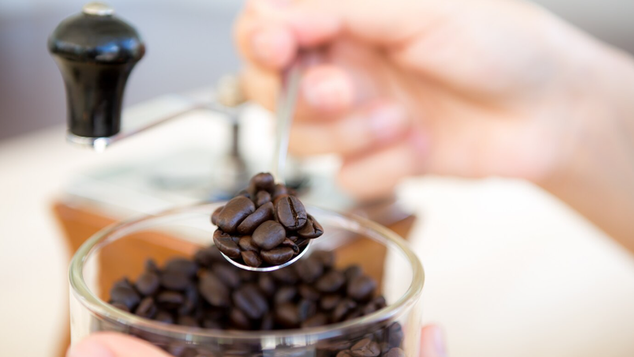 Главная картинка новости: Проверка растворимого кофе: какие бренды оказались чистыми, а какие нет - итоги Роскачества