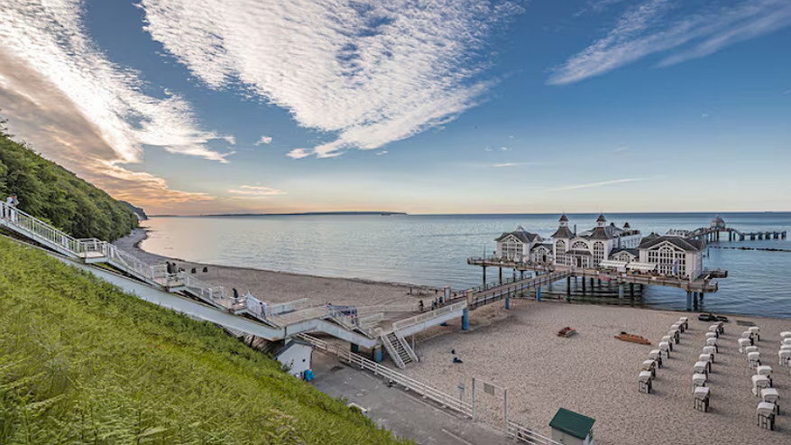 Главная картинка новости: Забудьте, что вы слышали о дорогом отдыхе. 7 мест за 5 тысяч рублей в день - билет к морю