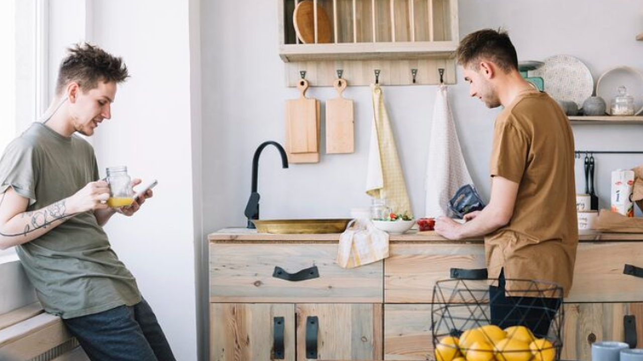 Главная картинка новости: Находки из Fix Price для маленькой кухни: помогают сэкономить пространство и добавить уюта