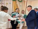 Почти 300 семей с младенцами получили подарочные сертификаты в Борисоглебском округе