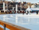 Каток на Адмиралтейской площади собрал первых гостей и готовится к праздникам