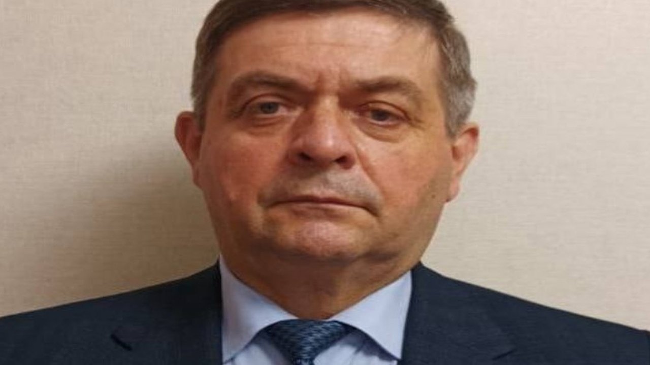 Главная картинка новости: Владимир Путин объявил благодарность руководителю отдела культуры Каменского района