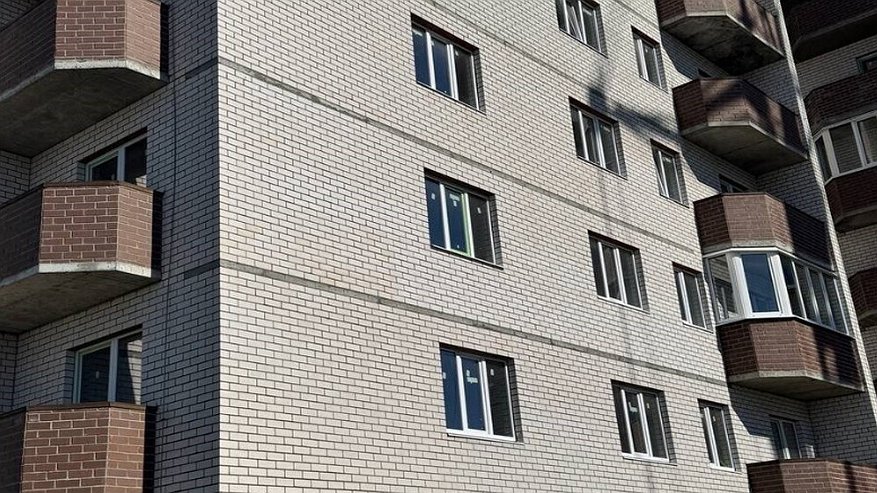 Главная картинка новости: В регионе расселили 85 аварийных жилых помещений площадью 2 649 квадратных метров