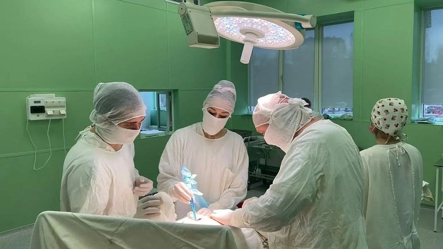 Главная картинка новости: В Воронеже врачи БСМП №1 спасли 26-летнего мужчину с тяжёлым осложнением панкреатита