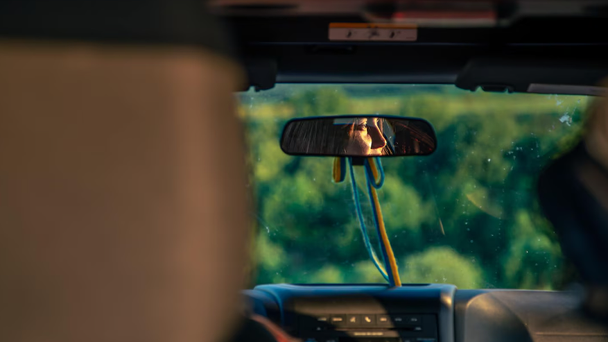 Главная картинка новости: Правда о видеорегистраторе: когда вы обязаны отдать запись ДПС, а когда это ловушка