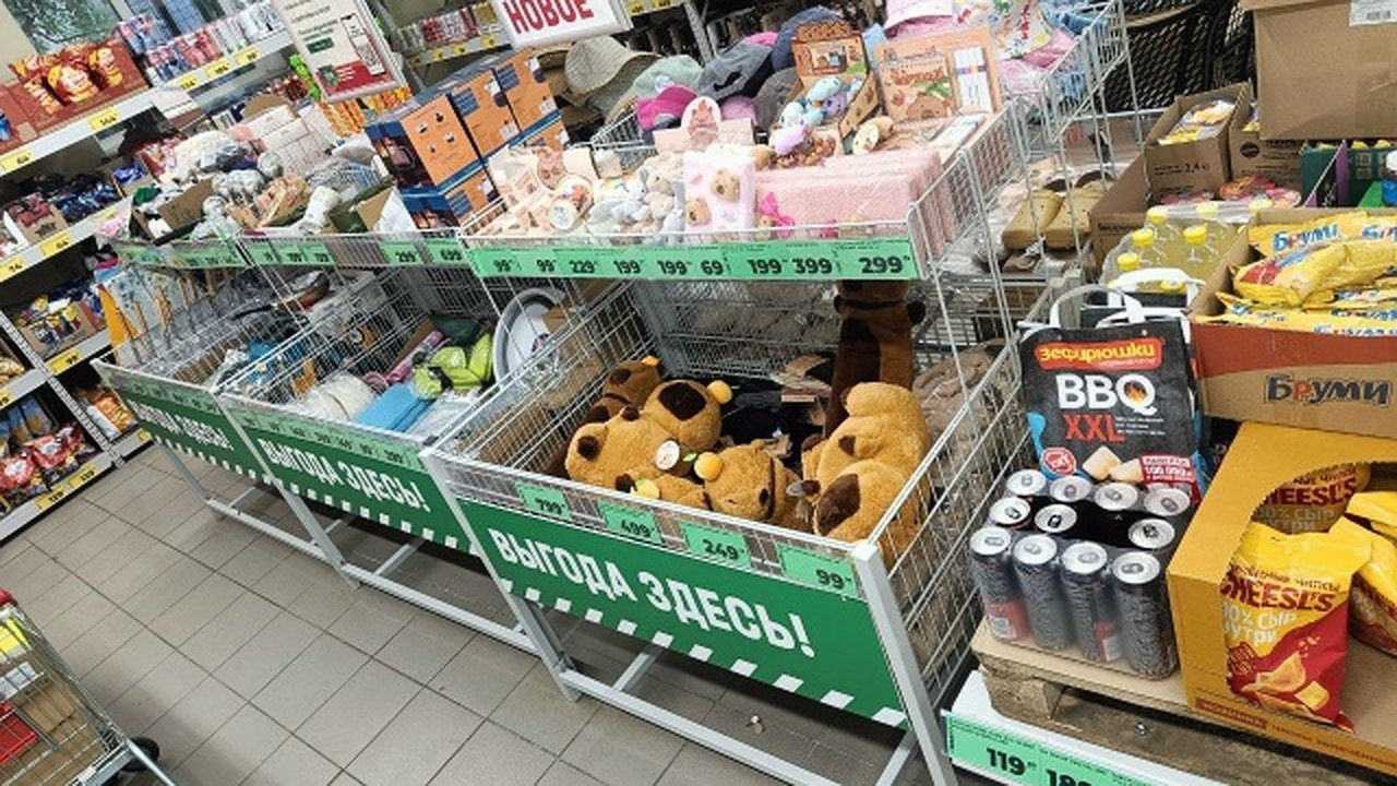 Главная картинка новости: Товары из «Светофора» теперь в «Победе». Проверили на месте, что стоит ваших денег