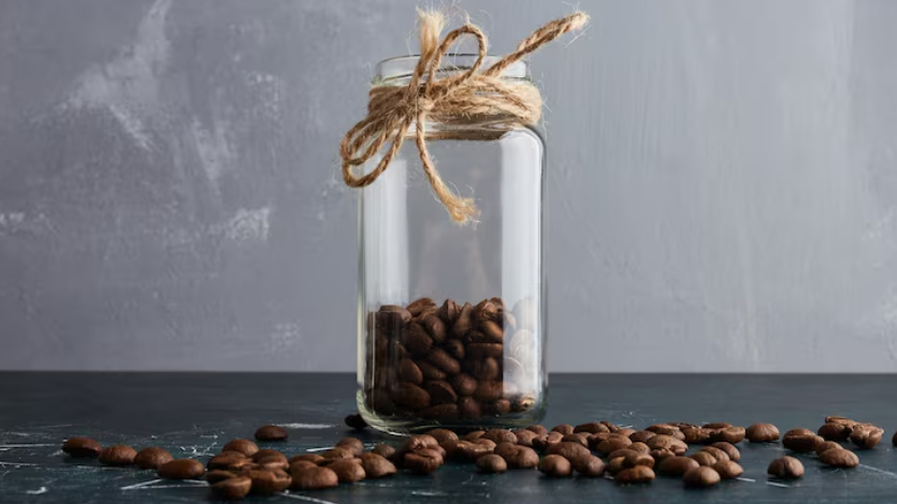 Главная картинка новости: Что находят в дешёвом кофе «3 в 1»: исследование состава марок с полки