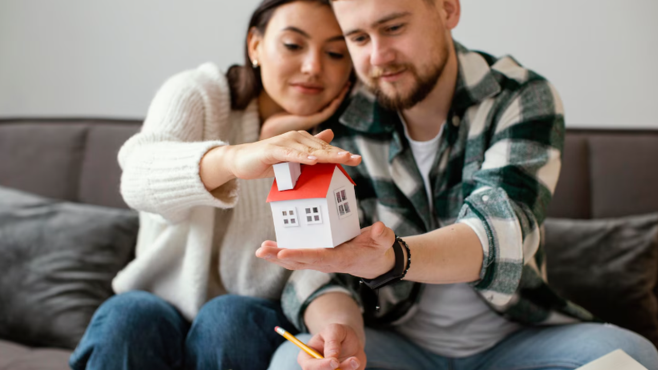 Главная картинка новости: В Воронеже меняются правила семейной ипотеки: на что теперь обратить внимание семьям