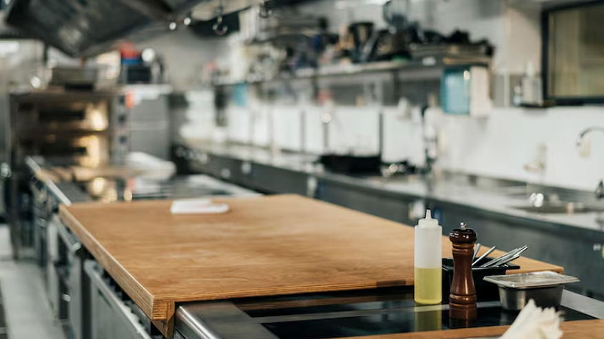 Главная картинка новости: Оборот общепита Воронежа бьёт рекорды: почти 40 млрд рублей и третье место в ЦФО