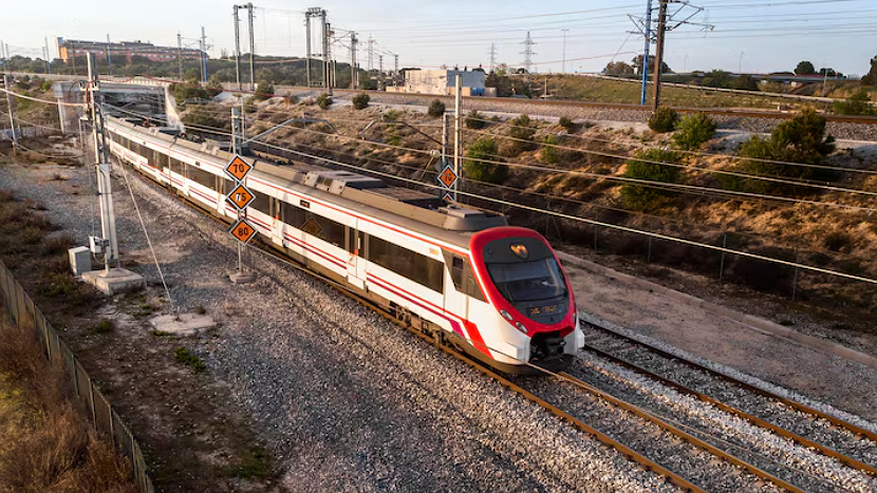 Главная картинка новости: Четыре поезда, следующих через Воронежскую область, задерживаются