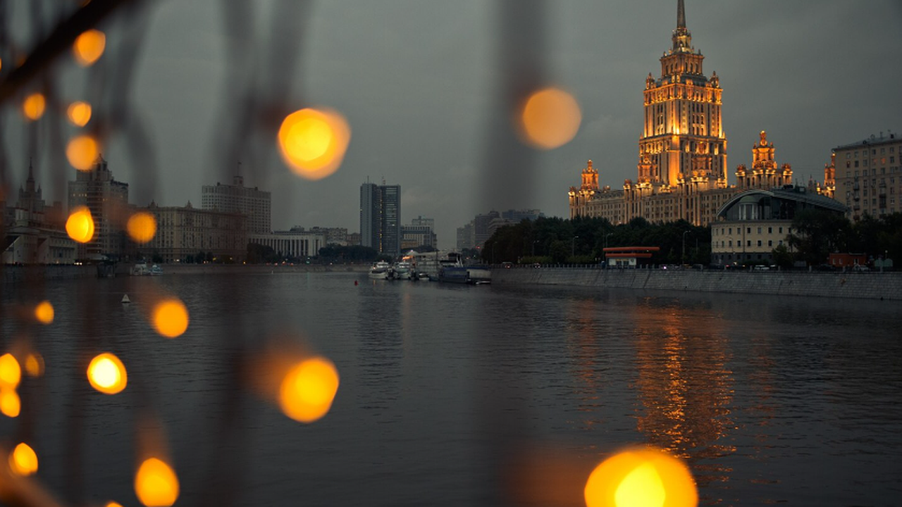 Главная картинка новости: Город-завод, который научился жить для людей: стал образцом для подражания