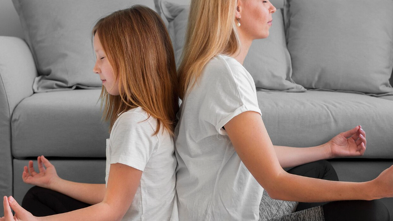 Главная картинка новости: 7 тем, которые стоит обойти с детьми после 55. О чём лучше промолчать, когда ваши дети уже взрослые.