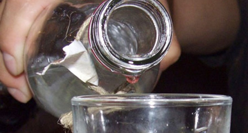 В Воронежской области мужчина избил и ограбил соседку-пенсионерку