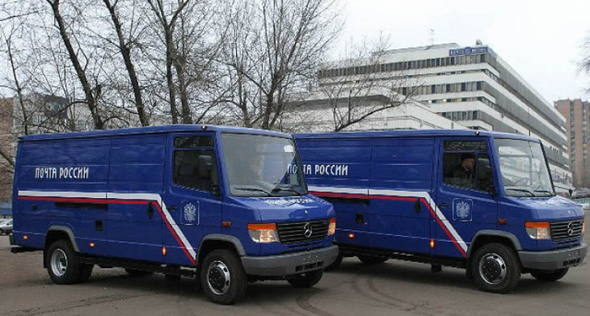 В Боброве мужчина напал на грузовик, перевозивший 2 млн рублей