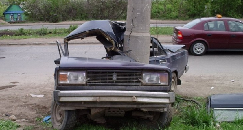 На дорогах Воронежской области за уик-энд погибли 6 человек