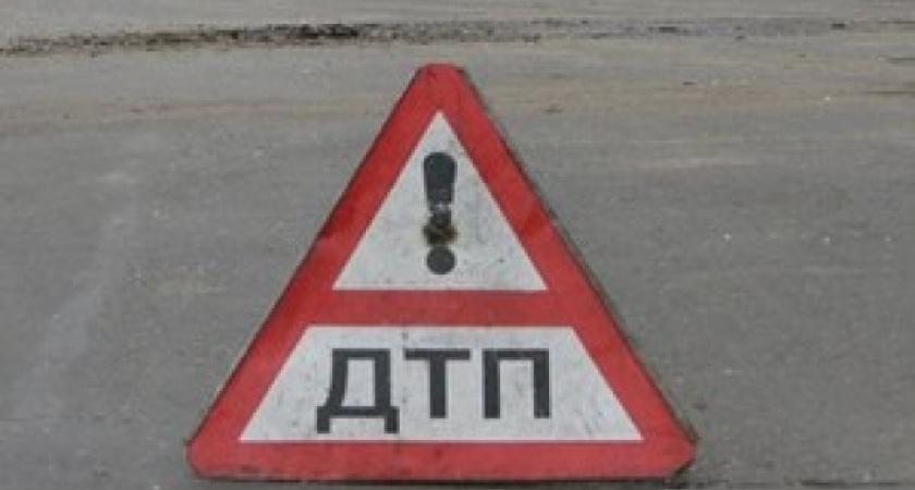 В Воронежской области автовоз сбил насмерть водителя КамАЗа