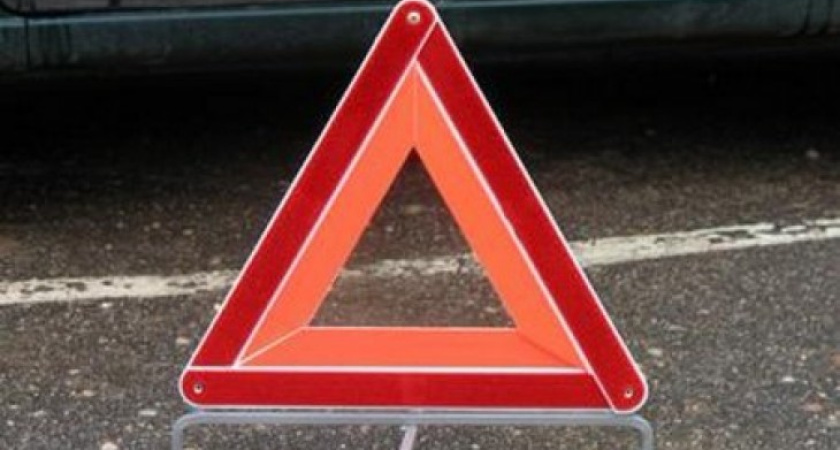 В Воронеже в ДТП серьезно пострадал ребенок, его мать погибла