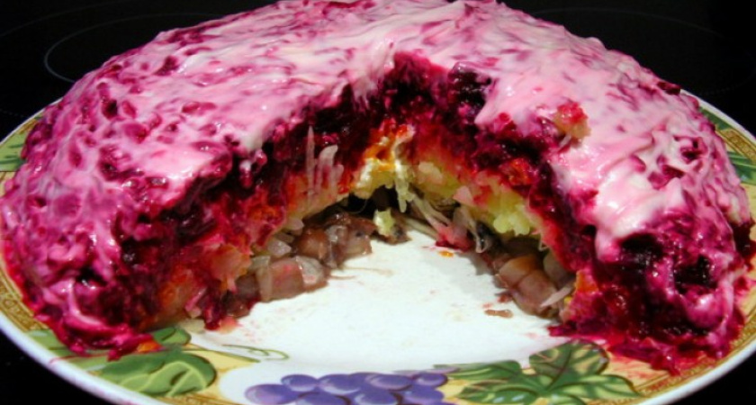 Роспотребнадзор подтвердил диагноз сальмонеллез для отравившихся «селедкой под шубой»