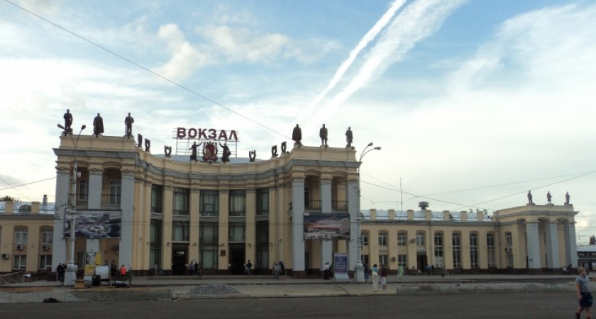 На вокзале «Воронеж-1» локомотив врезался в пассажирский поезд: пострадали 11 человек