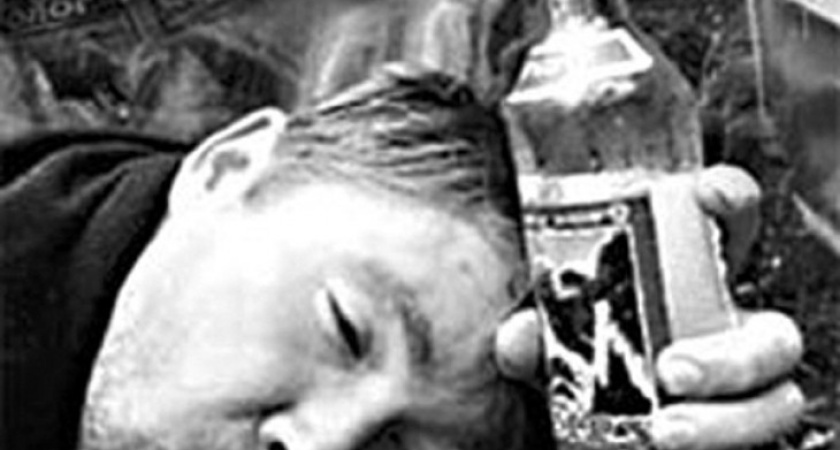 Пьяный водитель в Воронежской области угнал грузовик с алкоголем