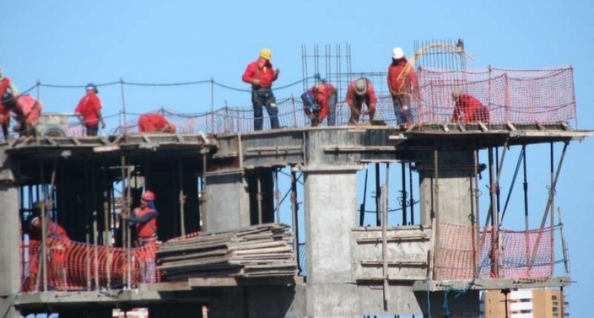 В Воронеже глава управления строительства превысил полномочия на 2,5 млн рублей