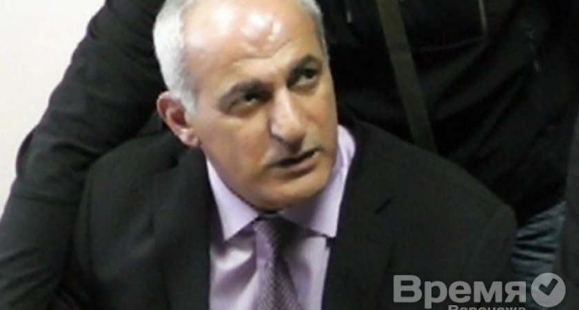 В Сеть попало видео задержания в Воронеже начальника отдела по борьбе с коррупцией управления службы судебных приставов