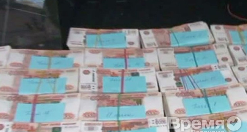 Активистов, попавшихся на вымогательстве миллионов у УГМК, оставили под стражей до конца апреля