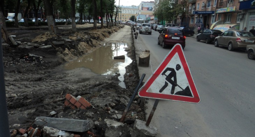 В ТЕМУ НЕДЕЛИ: В Воронеже дорожники не успевают к юбилею с ремонтом улицы Кольцовской