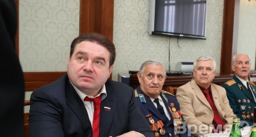 Как Сергей Журавлев одолеет Алексея Гордеева?