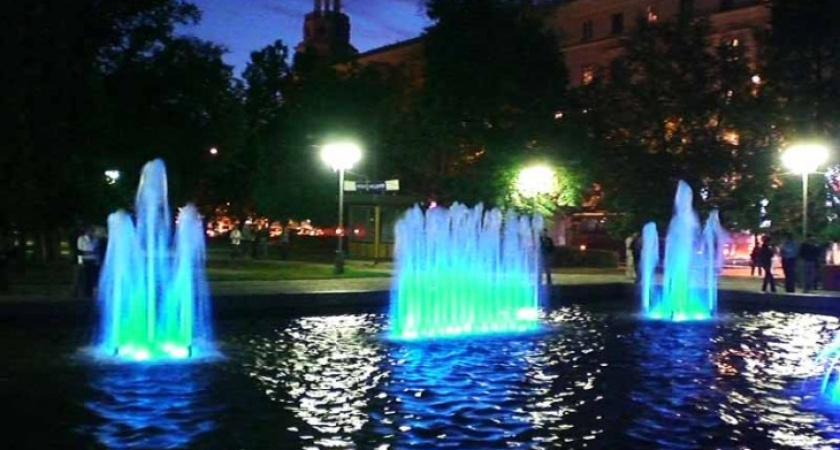 Главный фонтан Воронежа перешел на ежедневную светомузыку